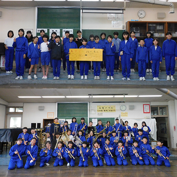 上田市立東小学校合唱班/管楽器班